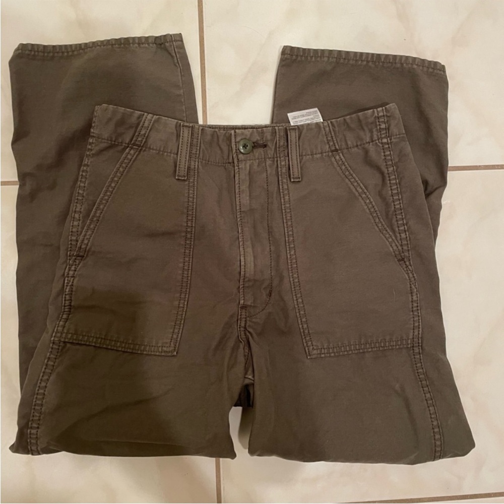 Levi’s Women’s Ribcage Straight Pants – W29 L27 – Olive Green (Water<Less®)